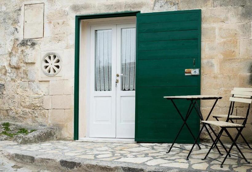 اتاق استاندارد, B&b La Corte