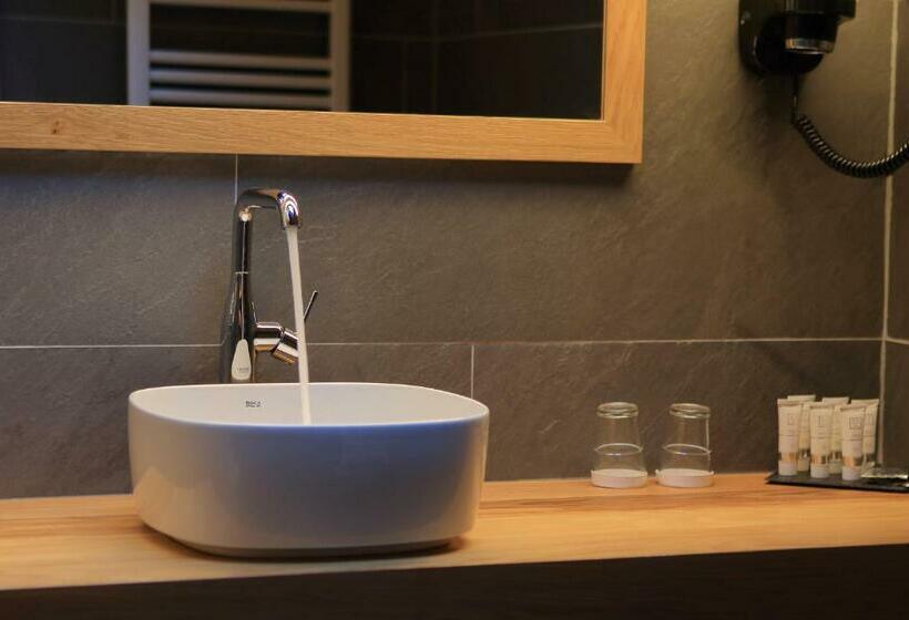 غرفة قياسية, Boutique La Neu