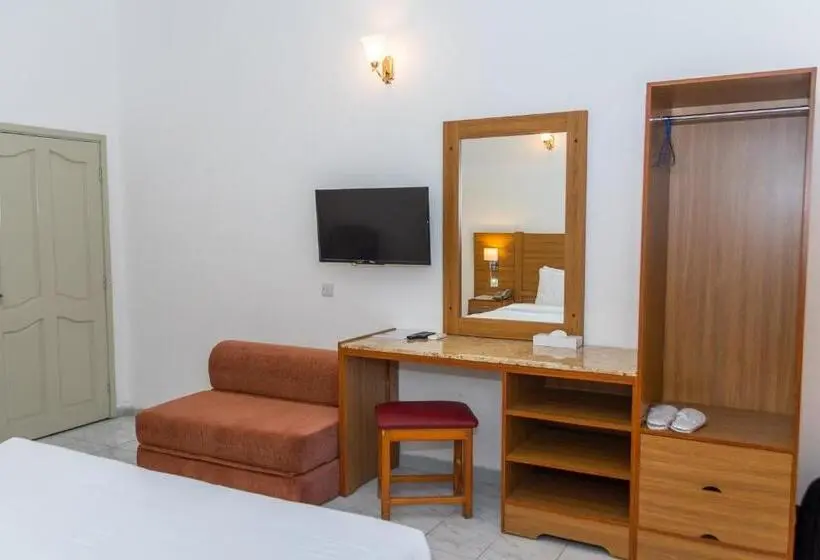 اتاق استاندارد با چشمانداز باغ, Fujairah Hotel & Resort
