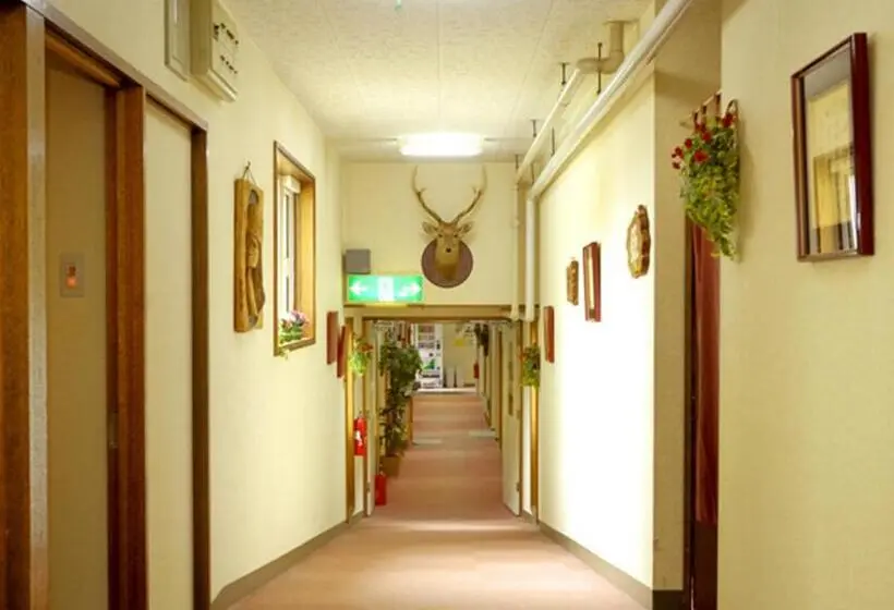 バスルーム共有のトリプルスタンダード, Shiretoko Village