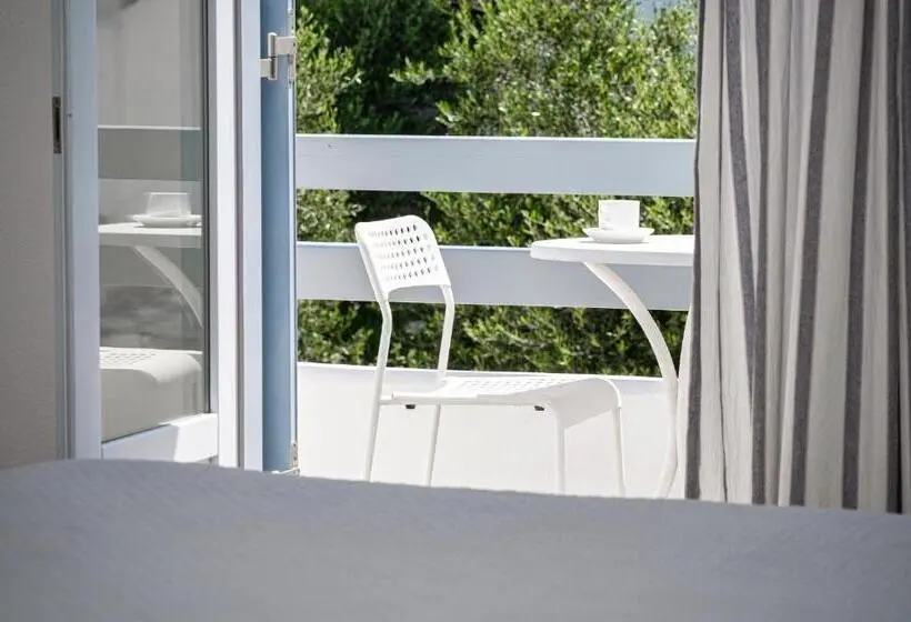 Chambre Deluxe, Iris