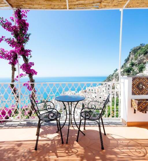 Номер Стандарт с Террасой, La Bizantina Luxury Villa
