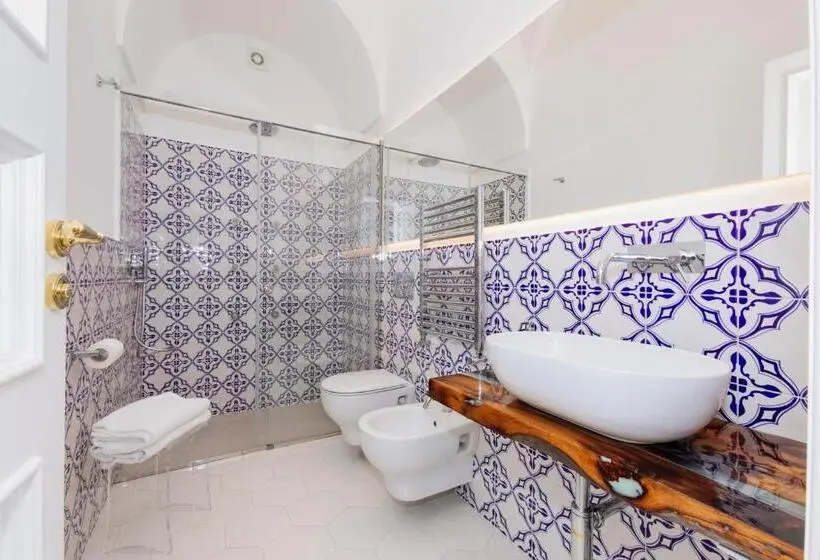 Sviitti Merinäkymä, La Bizantina Luxury Villa