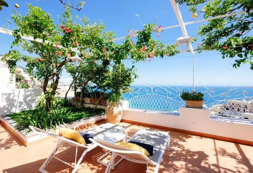 Sviitti Merinäkymä, La Bizantina Luxury Villa
