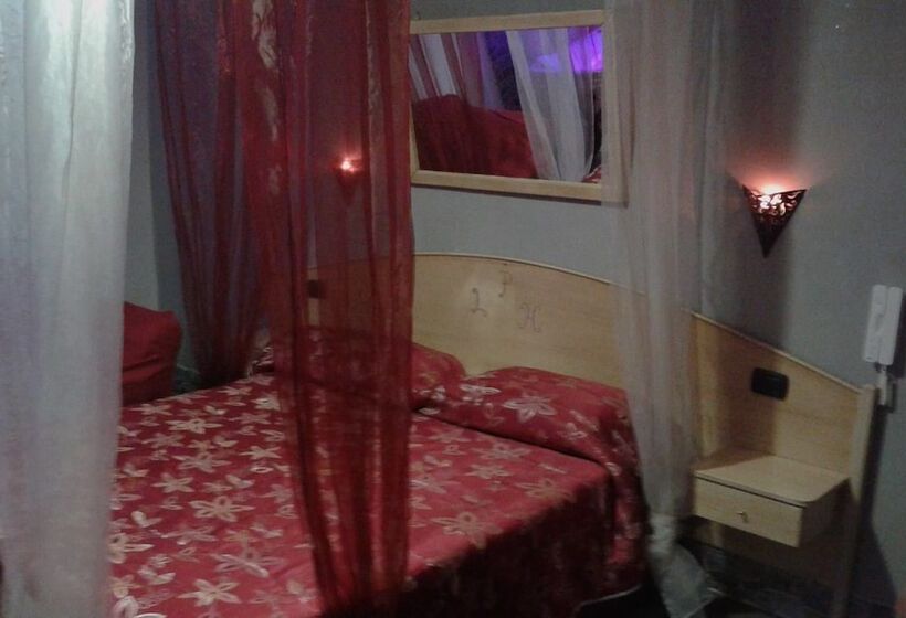 חדר סטנדרט, Le Pinede