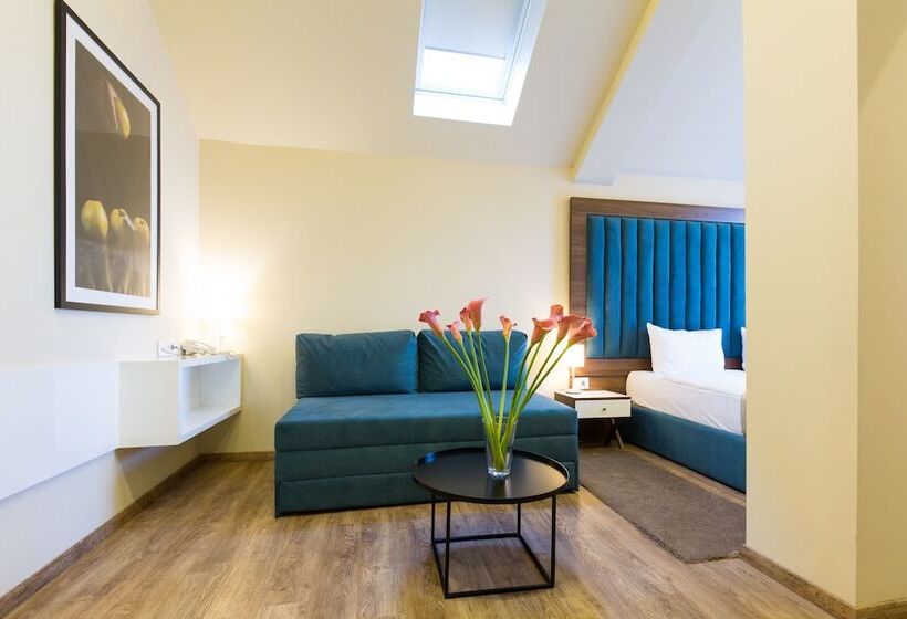 اتاق سوپریور, Marquise Hotel Garni