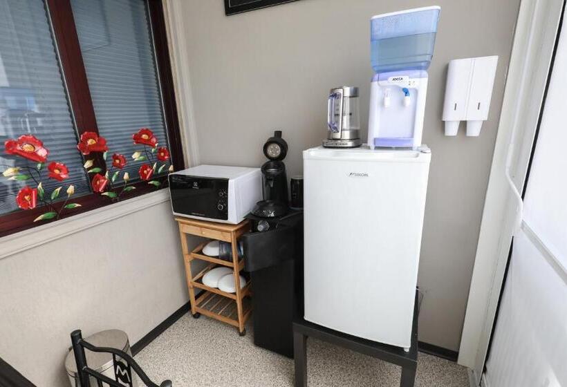 اتاق استاندارد با بالکن, Metropolitan B&b