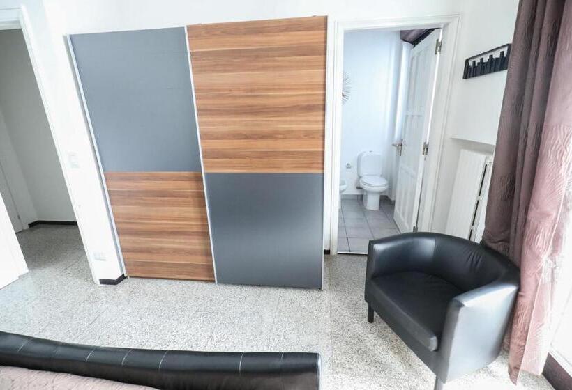 اتاق استاندارد با بالکن, Metropolitan B&b