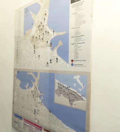 سوییت با چشم‌انداز باغ, Metropolitan B&b