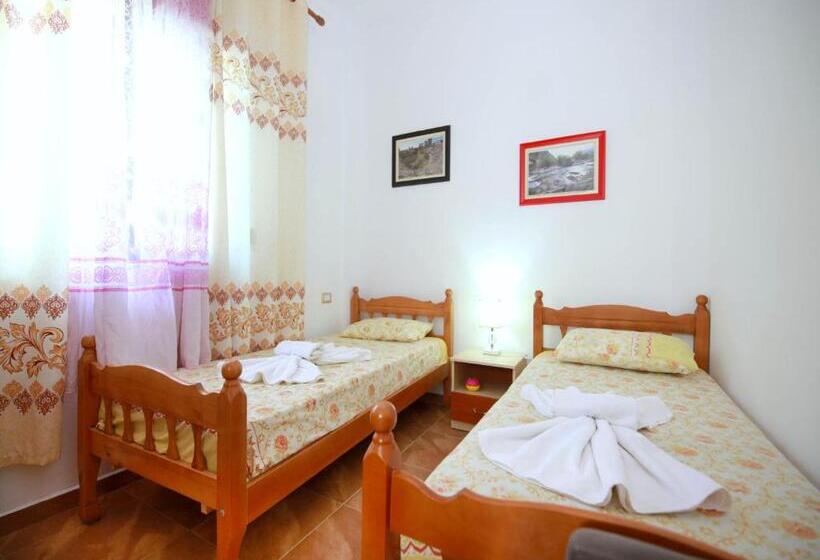 חדר סטנדרט חדר אמבטיה משותף, My Home Guest House