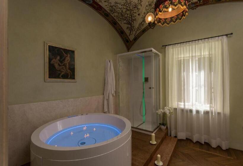 Полулюкс с Гидромассажем, Relais Degli Angeli Residenza D'epoca