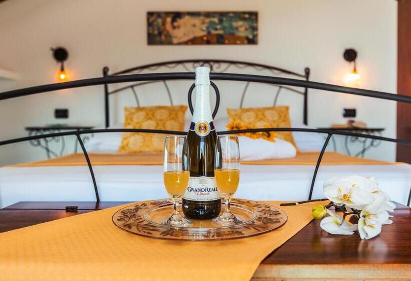 Номер Стандарт Трехместный, Roccia Fiorita