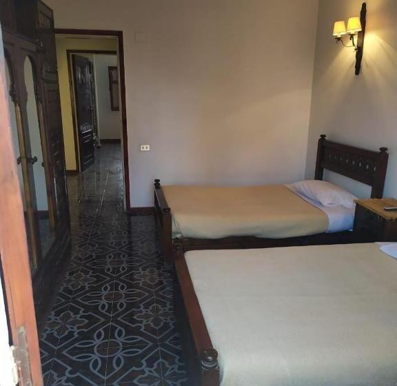 ویلای 2 خوابه, Six Corners Resort