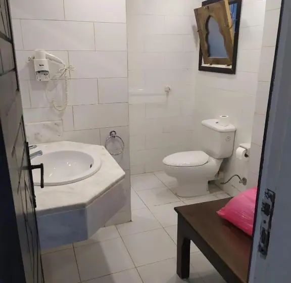 ویلای 2 خوابه, Six Corners Resort