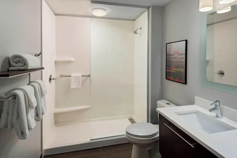 キングサイドベッドのスタンダードワンルーム, Towneplace Suites By Marriott Baton Rouge Port Allen