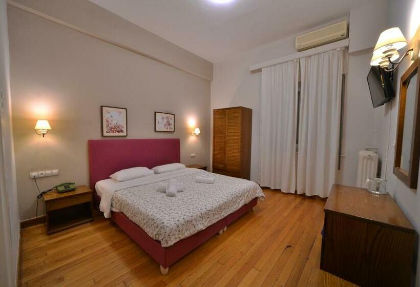 Номер Стандарт Вид на Город, Vassilikon