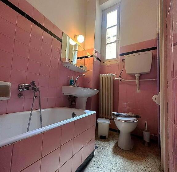 Номер Basic, Vassilikon