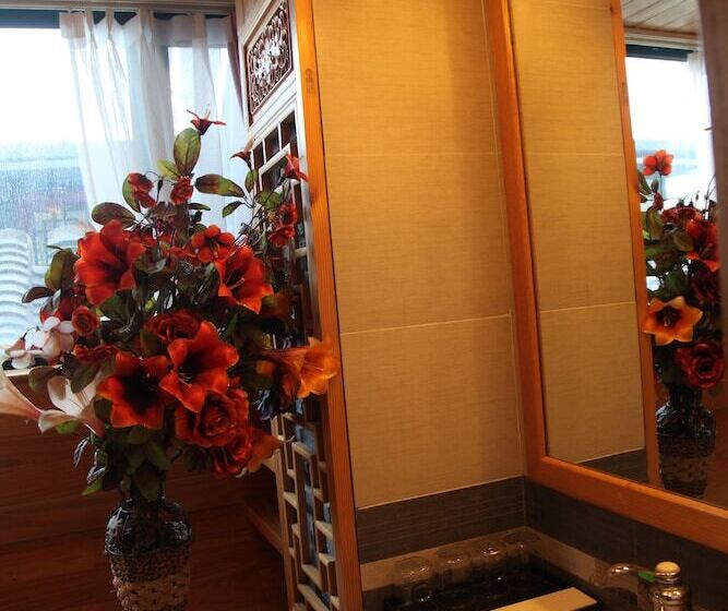 Номер Deluxe, Palace Hotel Forbidden City