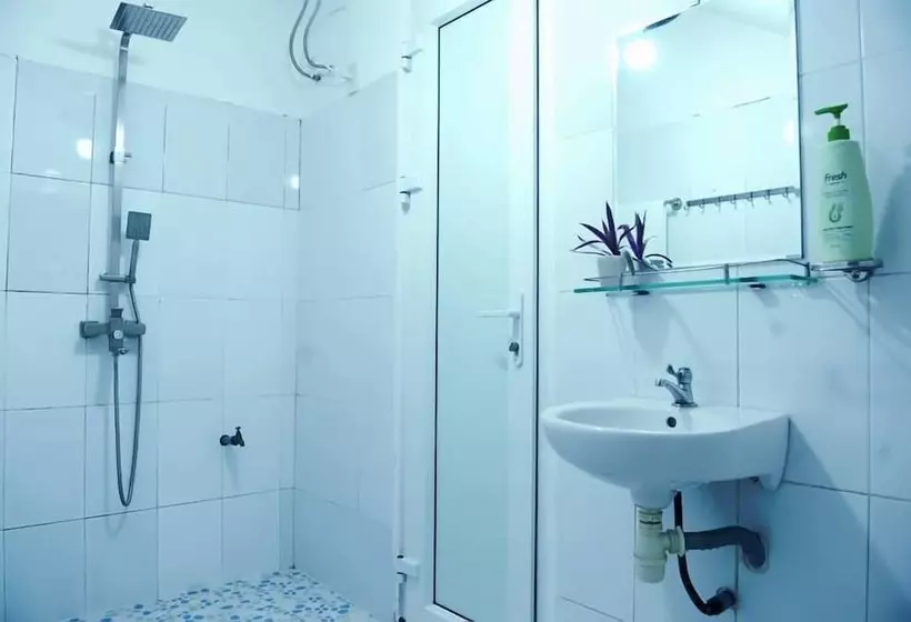 تختخواب در اتاق مشترک, Ana Homestay   Hostel