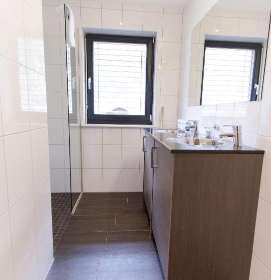 プレミアム３ベッドルームアパート, Appart Laijola