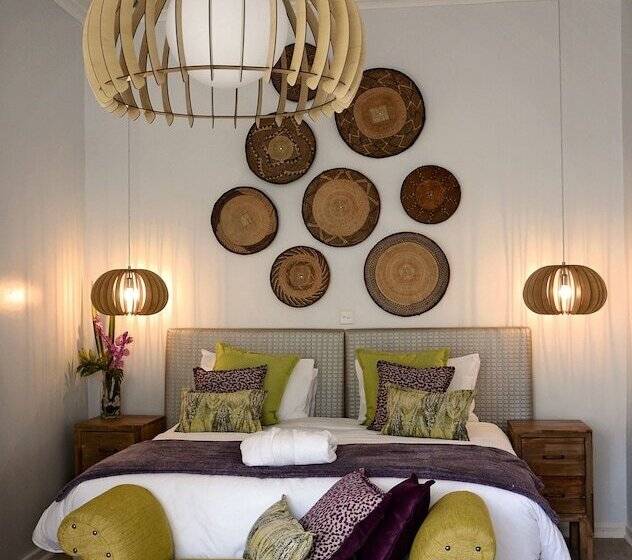 اتاق لوکس با چشم‌انداز باغ, Number Eighteen Exclusive Guest Lodge