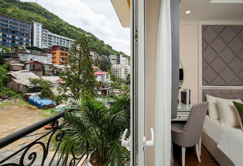 اتاق سوپریور, Sapa Praha