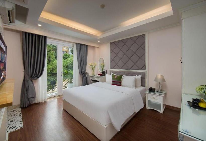 اتاق سوپریور, Sapa Praha