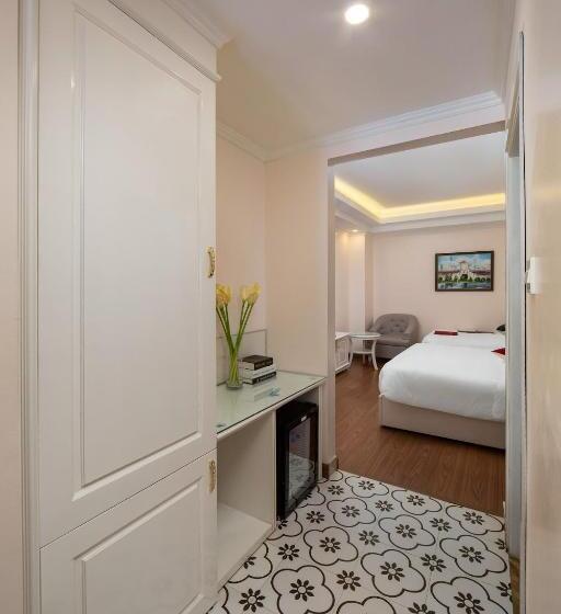 اتاق خانوادگی, Sapa Praha