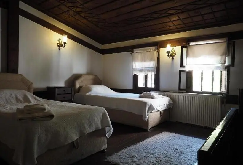 スタンダードトリプルルーム, Turgut Reis Konak Otel