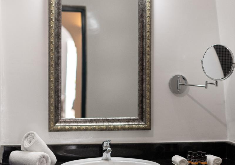 اتاق سوپریور با تخت بزرگ, Alisa Krabi Hotel Sha Plus