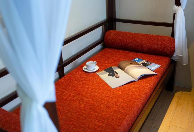 Номер Deluxe, Blue Bay Resort   Access To Pool And Beach Phuket & Krabi