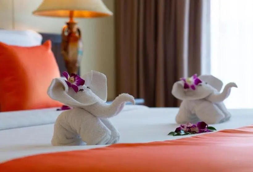 デラックスルーム, Blue Bay Resort   Access To Pool And Beach Phuket & Krabi