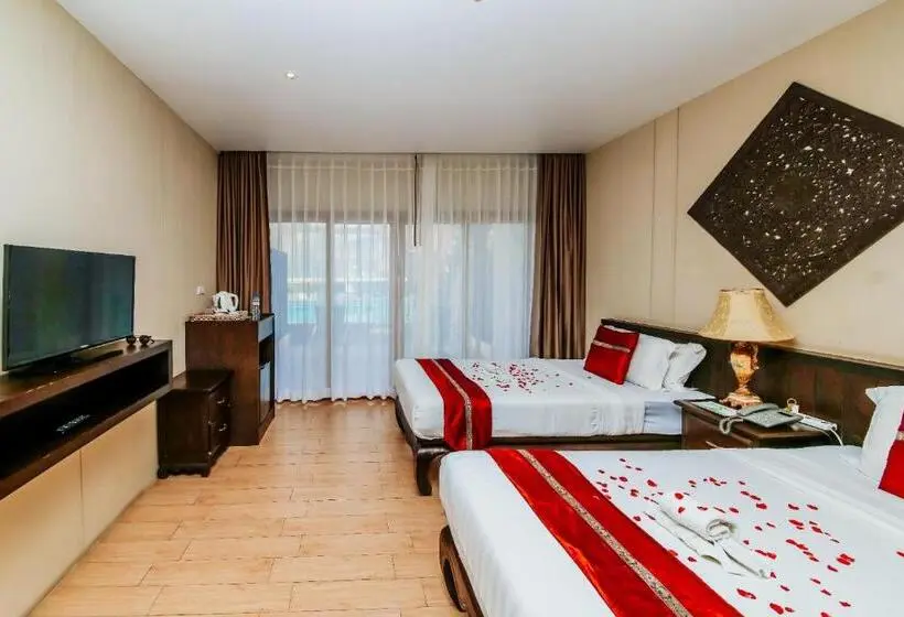 デラックスルーム, Blue Bay Resort   Access To Pool And Beach Phuket & Krabi