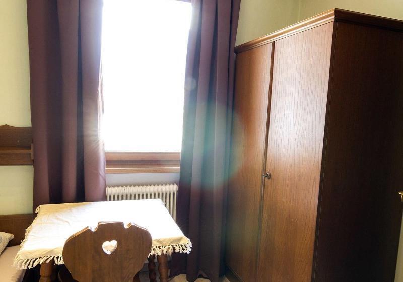 스탠다드 싱글 룸, Metzgerwirt Vieh Heli