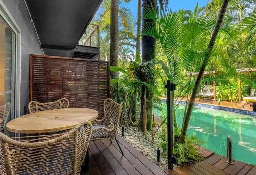 プール付き2人用あアパート, The Palms At Palm Cove