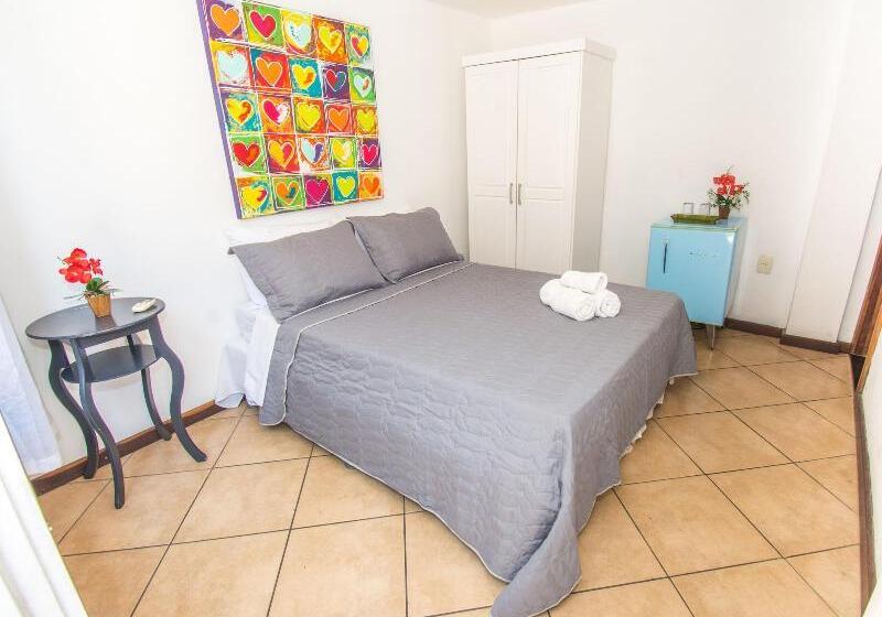 اتاق استاندارد, Bamboo Buzios Hostel