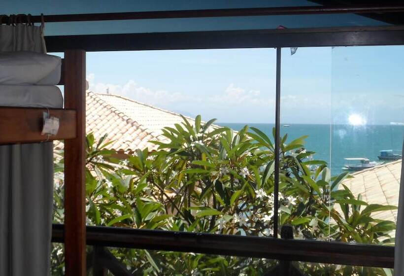 تختخواب در اتاق مشترک, Bamboo Buzios Hostel