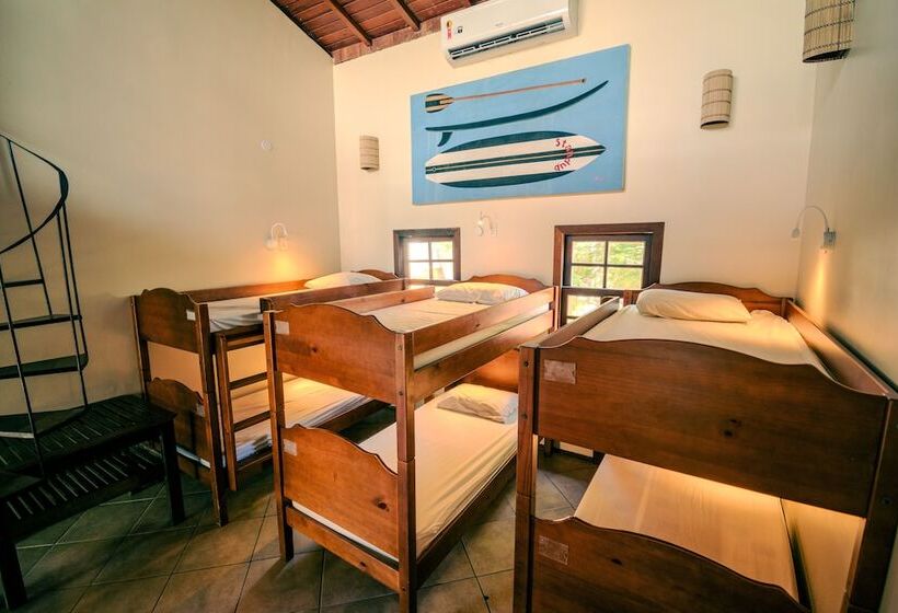 تختخواب در اتاق مشترک, Bamboo Buzios Hostel