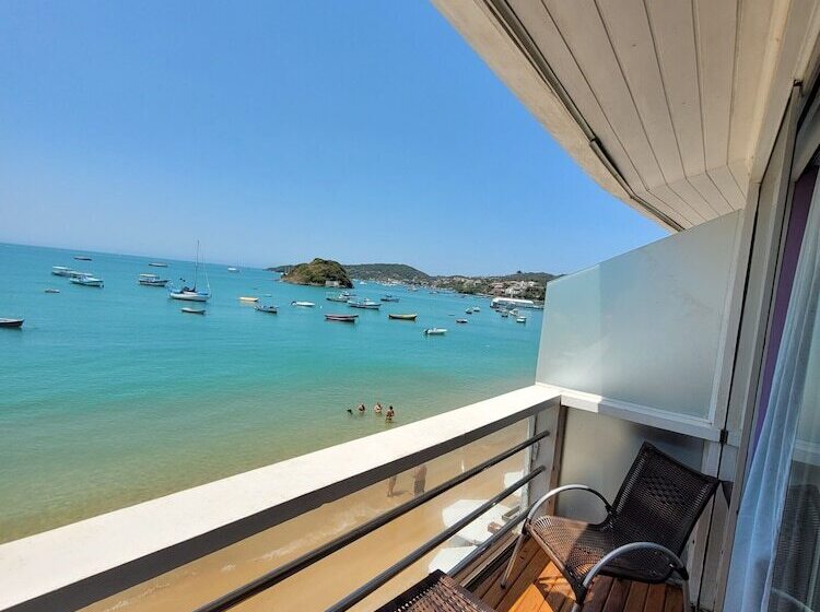 سوییت لوکس, Bamboo Buzios Hostel