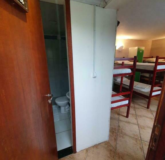공동 객실, Bamboo Buzios Hostel