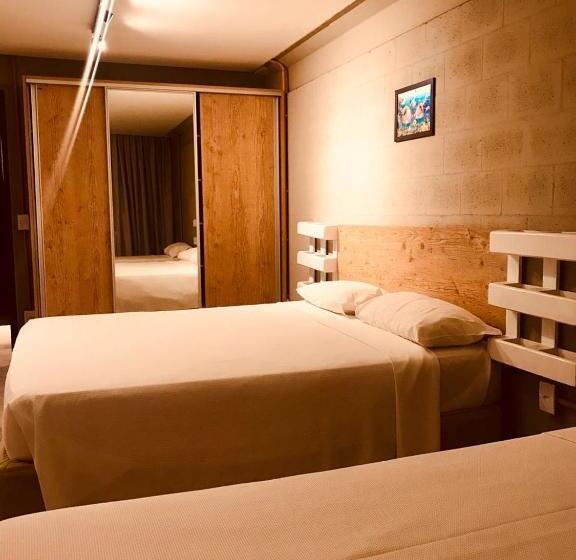 חדר דלוקס לשלושה, Bessa Golden Flats