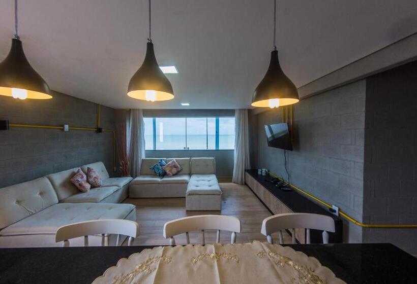 דירת חדר נוף לים, Bessa Golden Flats