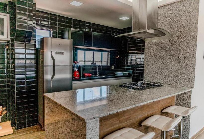 דירת פנטהאוז 1 חדרי שינה, Bessa Golden Flats