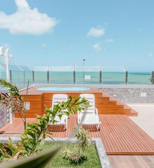 דירת פנטהאוז 1 חדרי שינה, Bessa Golden Flats