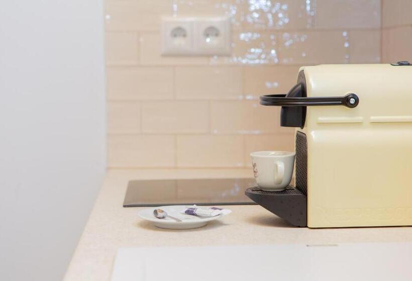 Апартаменты Deluxe 1 Спальня, Castle Mansions