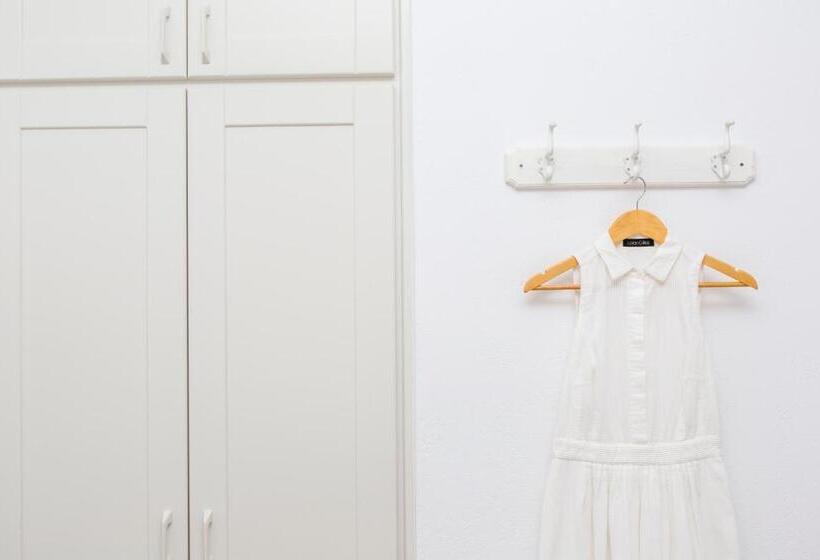 Апартаменты 1 Спальня Вид на Море с Балконом, Castle Mansions