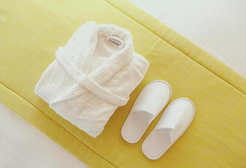 Апартаменты 1 Спальня Вид на Море с Балконом, Castle Mansions