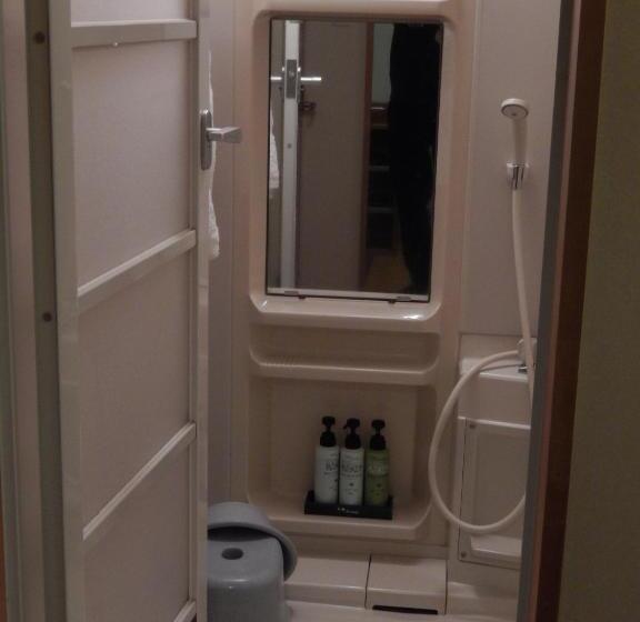 スタンダードルーム, Daisen Shirogane