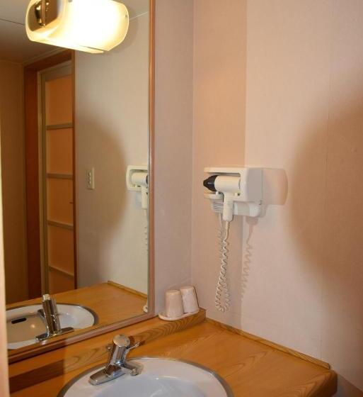 スタンダードルーム, Daisen Shirogane