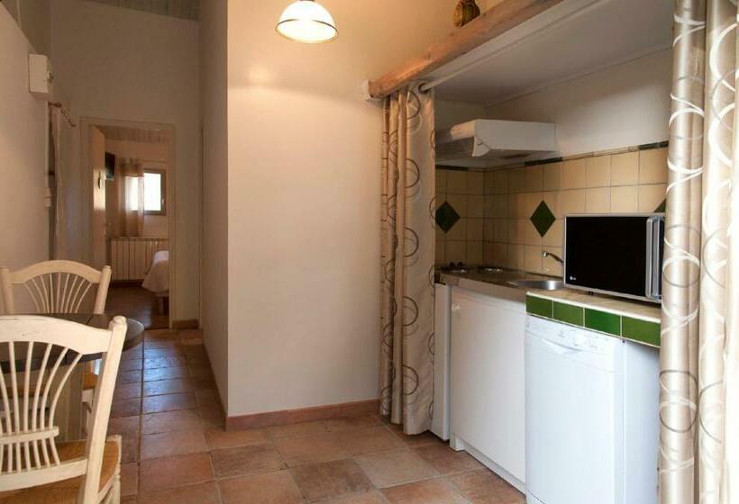 חדר סטנדרט, Ecuries Sainte Croix